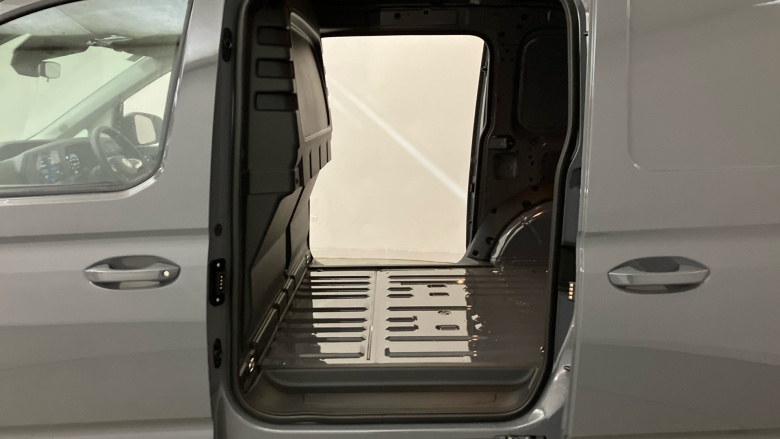 Volkswagen Caddy Maxi Caddy Cargo Maxi C20 Diesel 2.0 TDI 102PS Commerce Plus Van [Tech Pack]